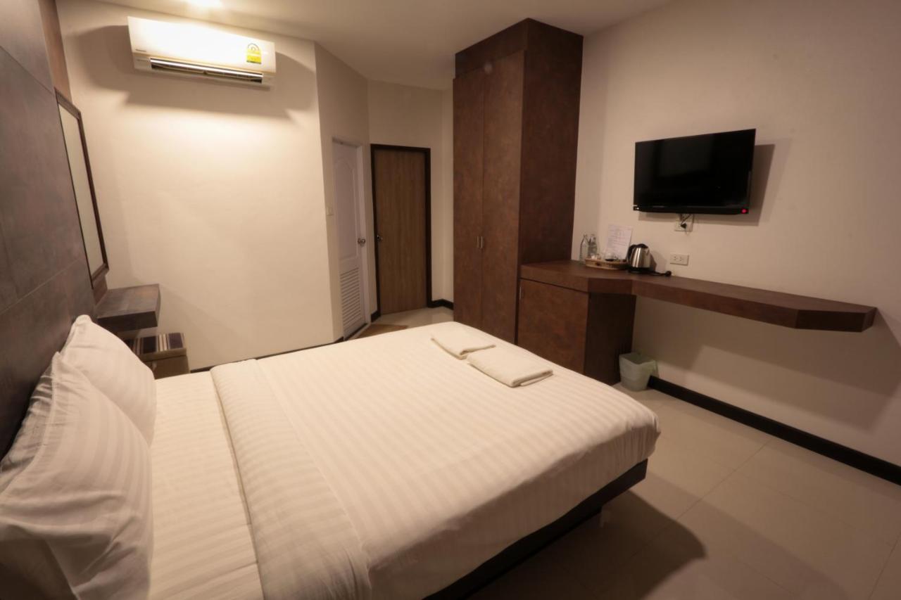 Fortune Surin Hotel Екстер'єр фото
